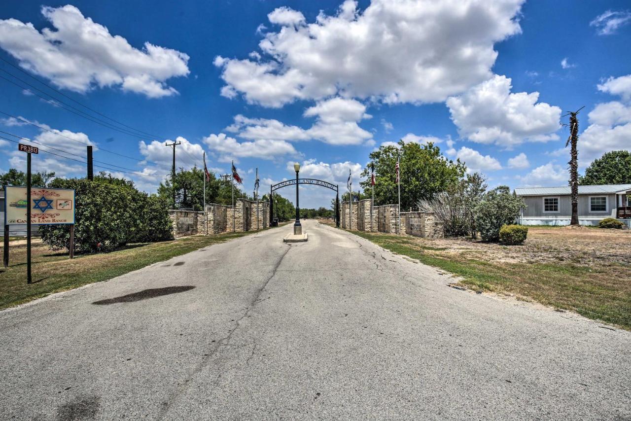 Vila Luxury San Antonio Retreat 110-Acre Private Ranch Exteriér fotografie